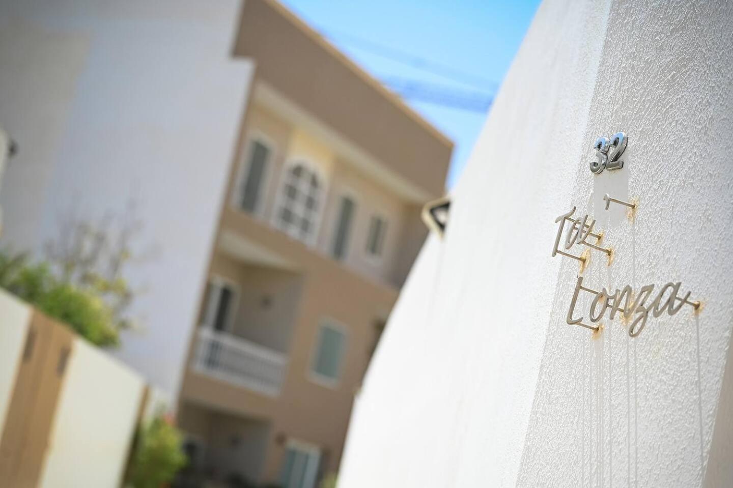Fl 2 Ta'Lonza Luxury With Hot Tub By Homely Mellieħa Exterior foto